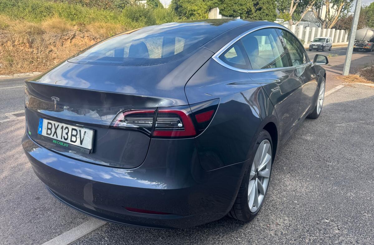 TESLA Model 3 Standard Range Plus RWD