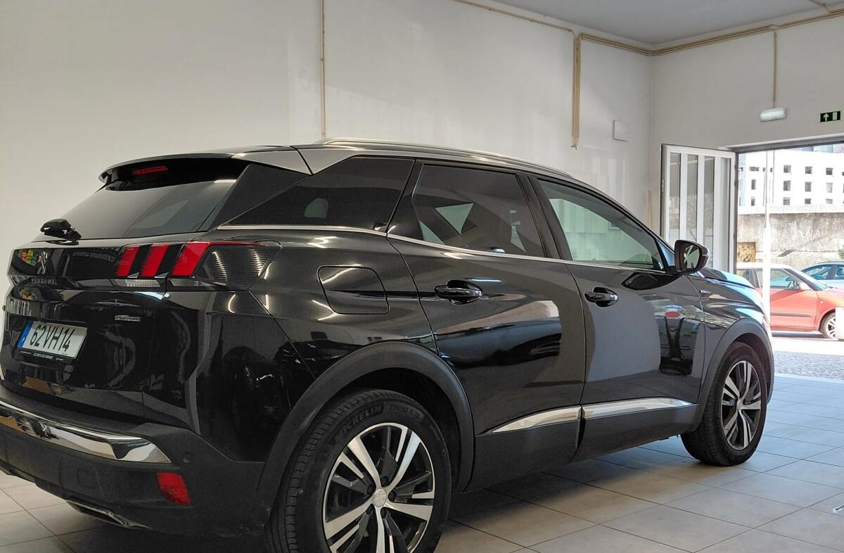 PEUGEOT 3008 2.0 BlueHDi GT EAT6