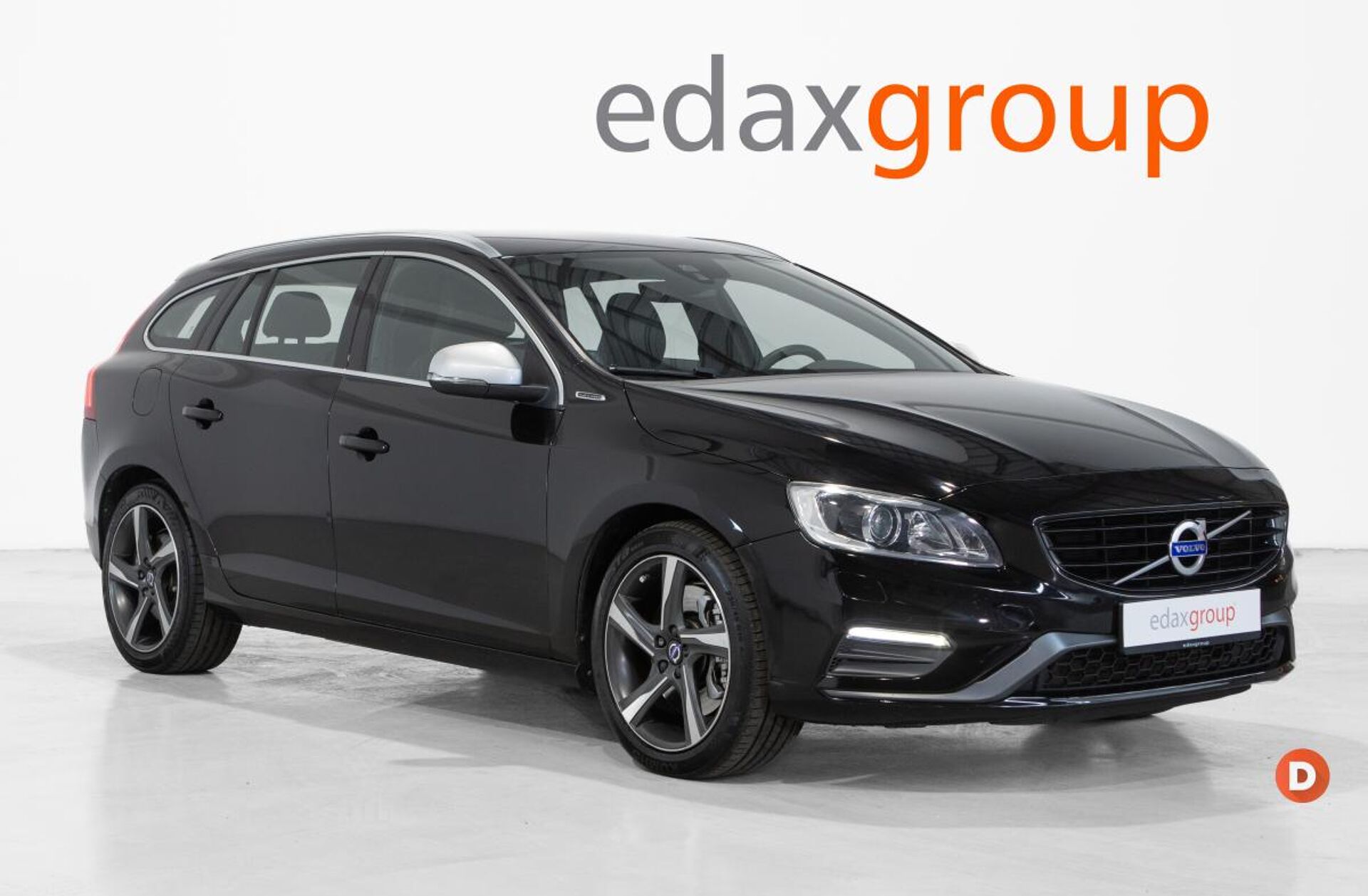 VOLVO V60 2.4 D6 Summum AWD Phev