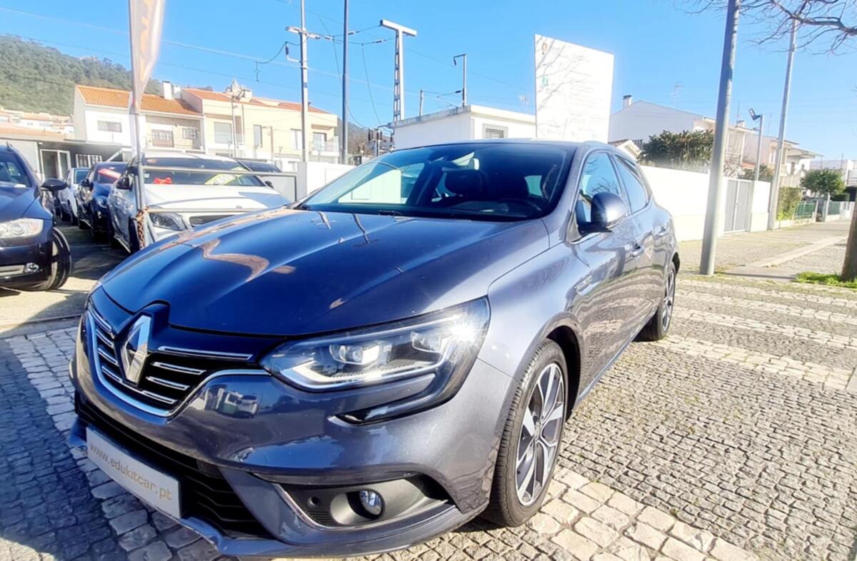 RENAULT Mégane 1.2 TCe Intens