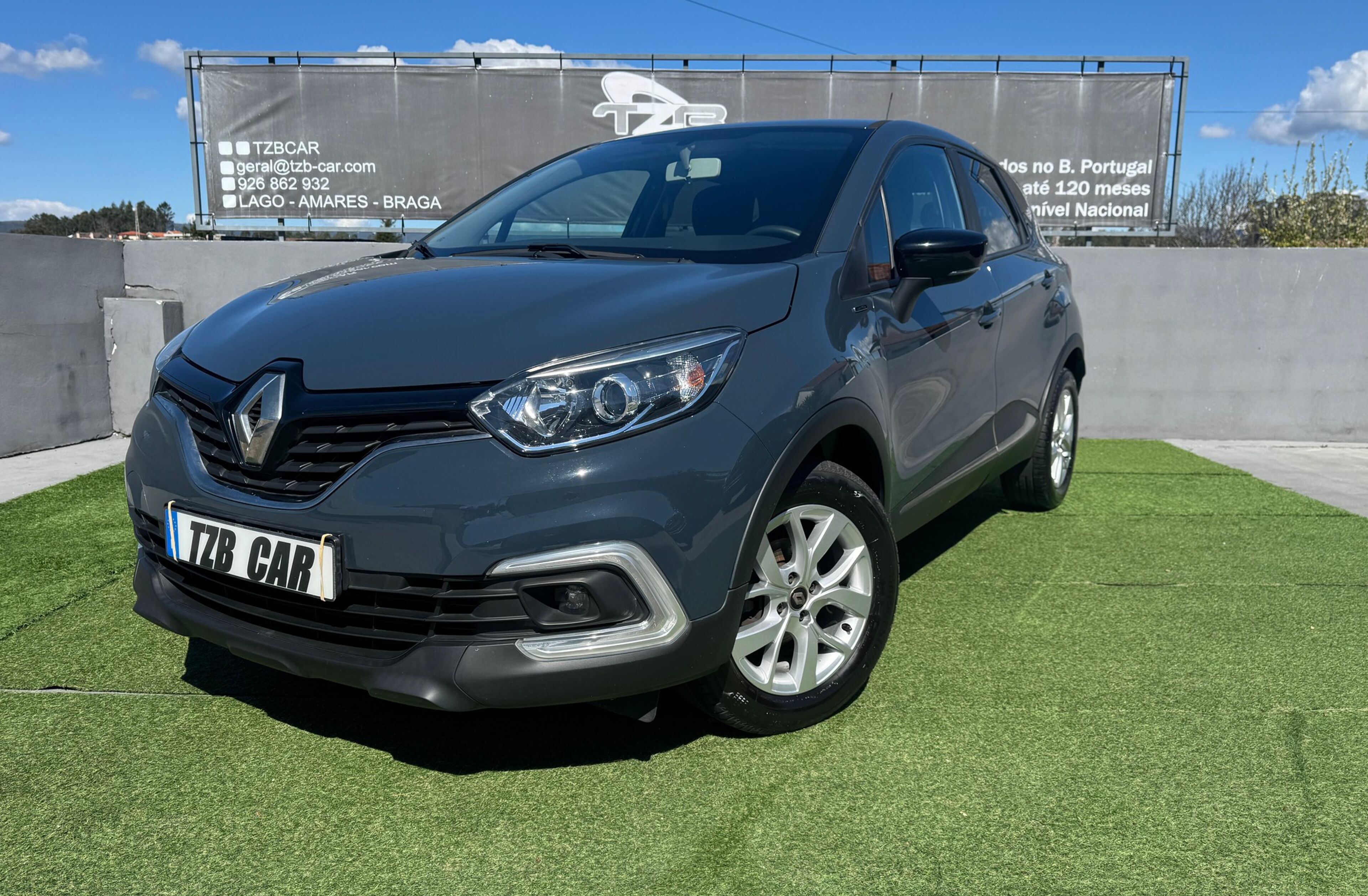 RENAULT Captur (ENERGY) TCe 90 LIMITED