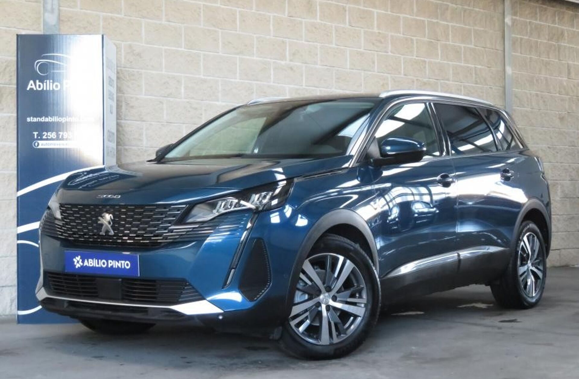 PEUGEOT 5008 1.5 BlueHDi Allure Pack