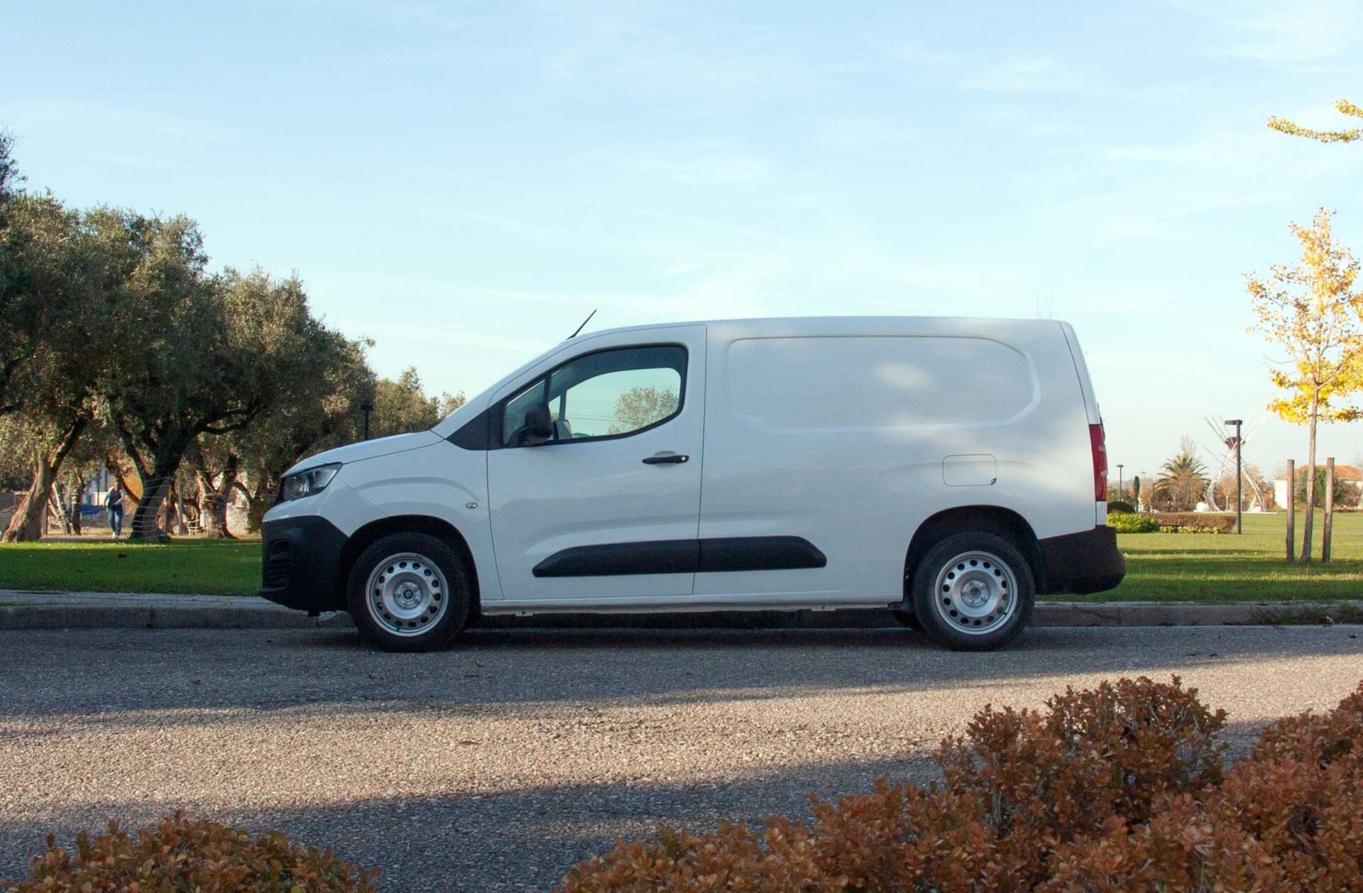 PEUGEOT Partner 1.5 BlueHDi Pro Longa