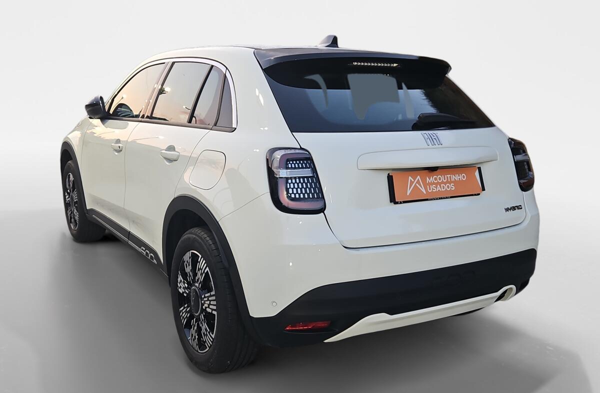 FIAT 600 1.2 Hybrid La Prima