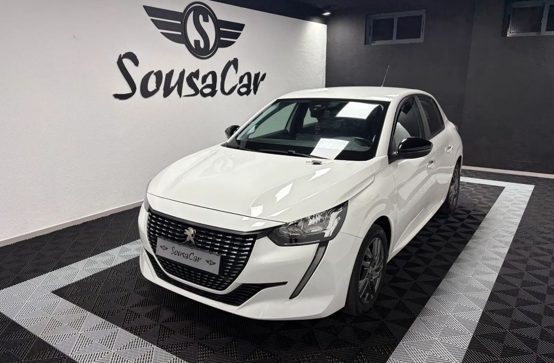 PEUGEOT 208 1.2 PureTech Active