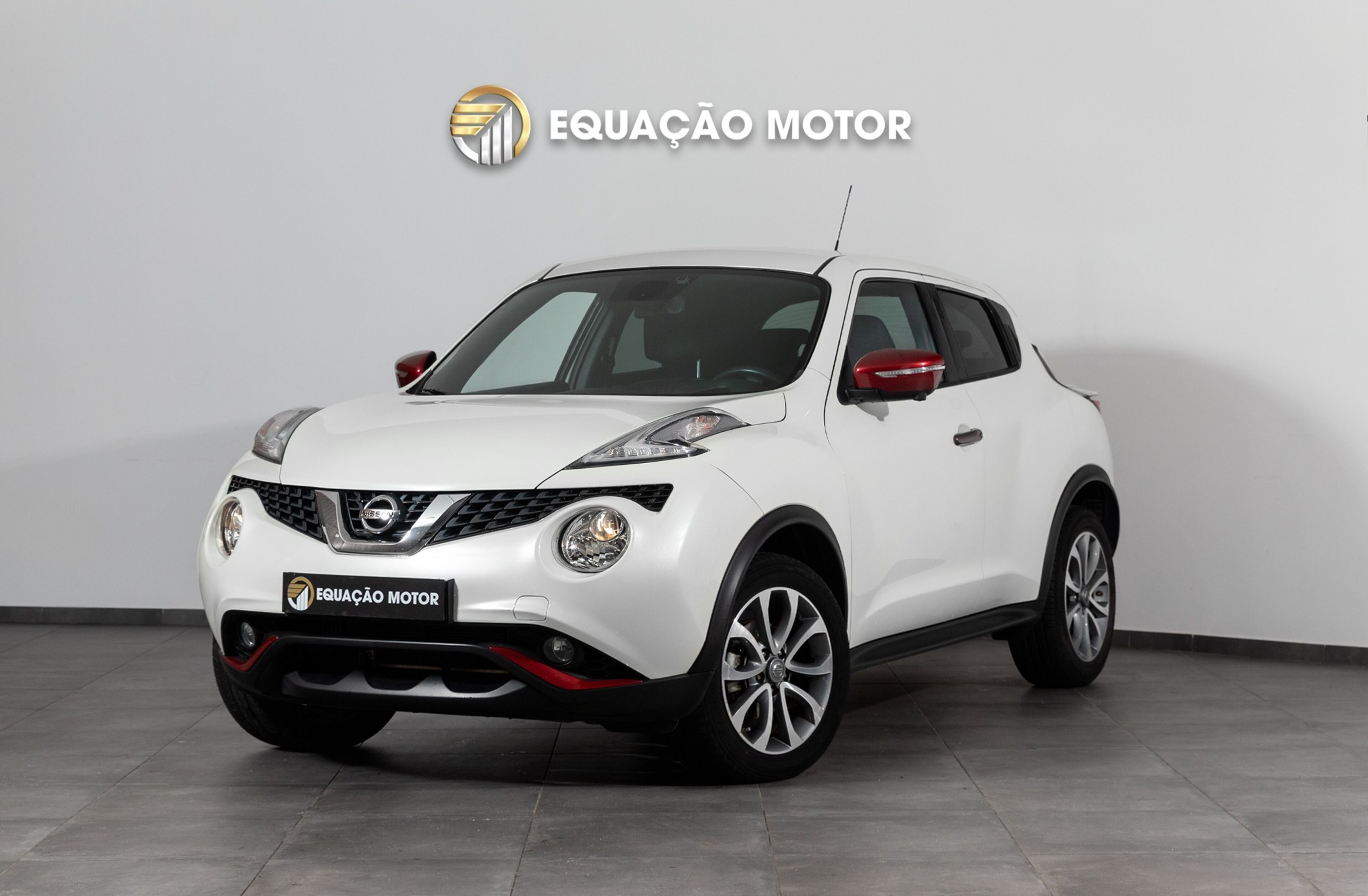 NISSAN Juke 1.5 dCi Tekna Premium Ext.2 Red D.