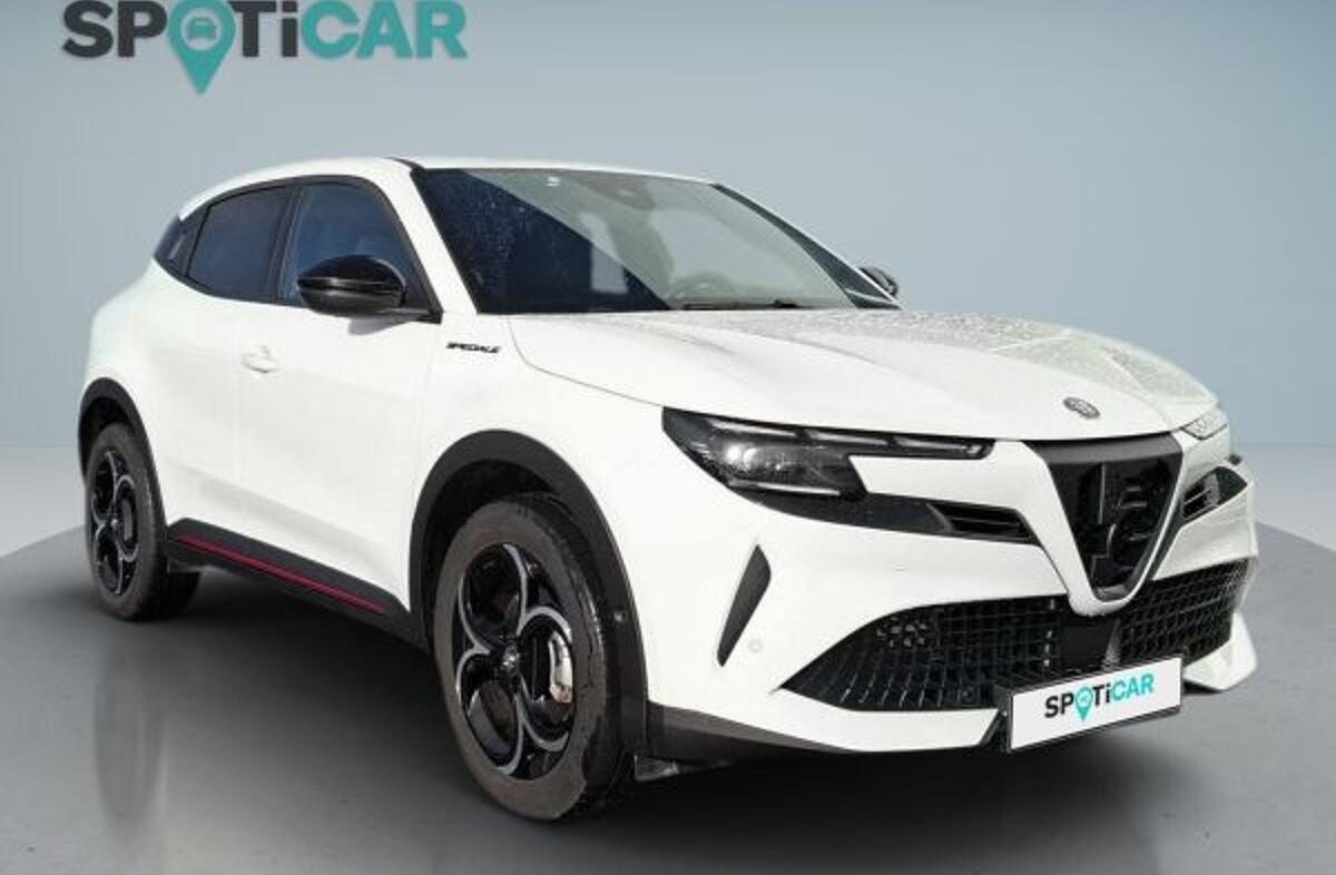 ALFA ROMEO Junior 1.2 eDCT6