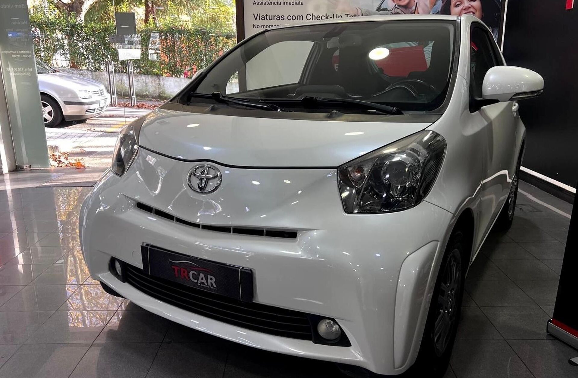 TOYOTA IQ 1.0 VVT-i 2 EP