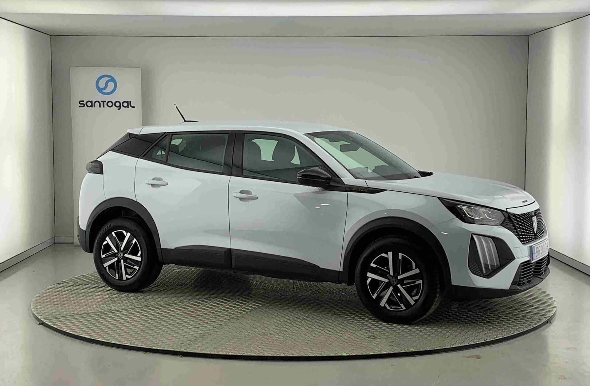 PEUGEOT 2008 1.2 PureTech Style