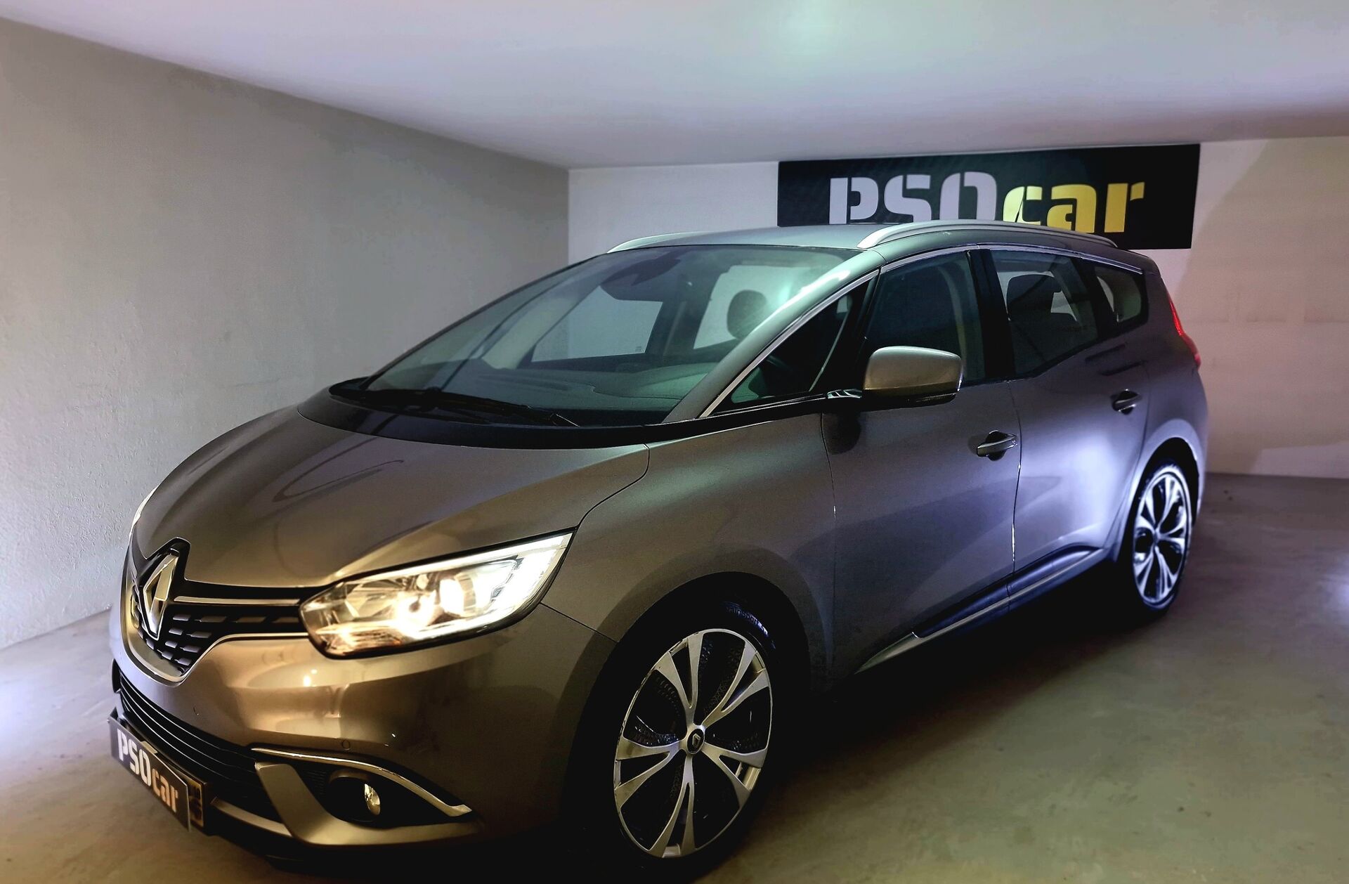 RENAULT Scénic G. 1.6 dCi Intens SS