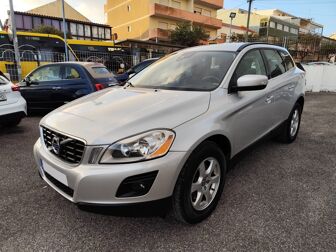 VOLVO XC60 2.4 D Drive Momentum