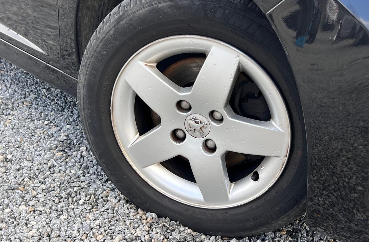 PEUGEOT 207 SW 1.4 Premium