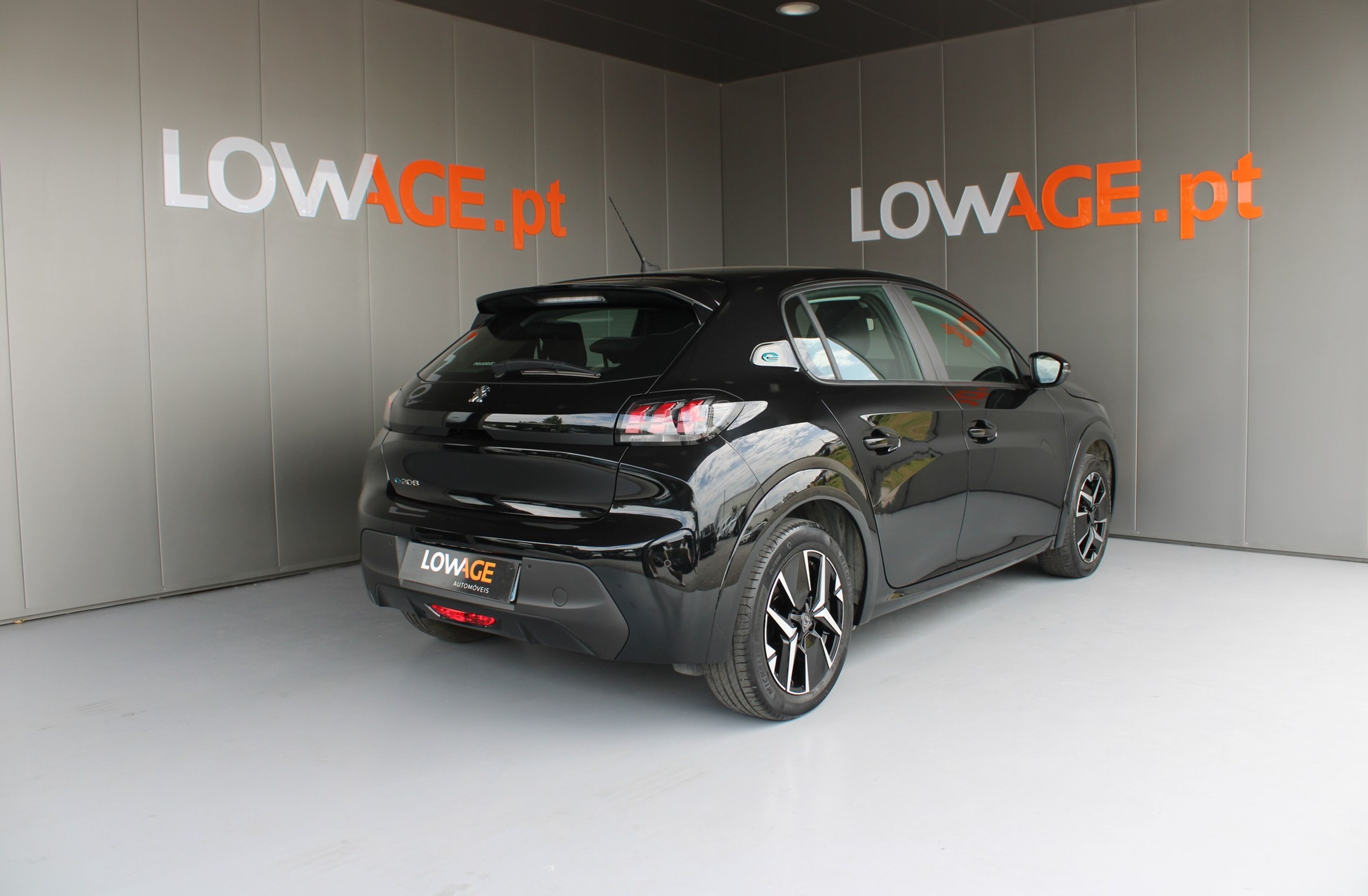 PEUGEOT 208 e- 50 kWh Active
