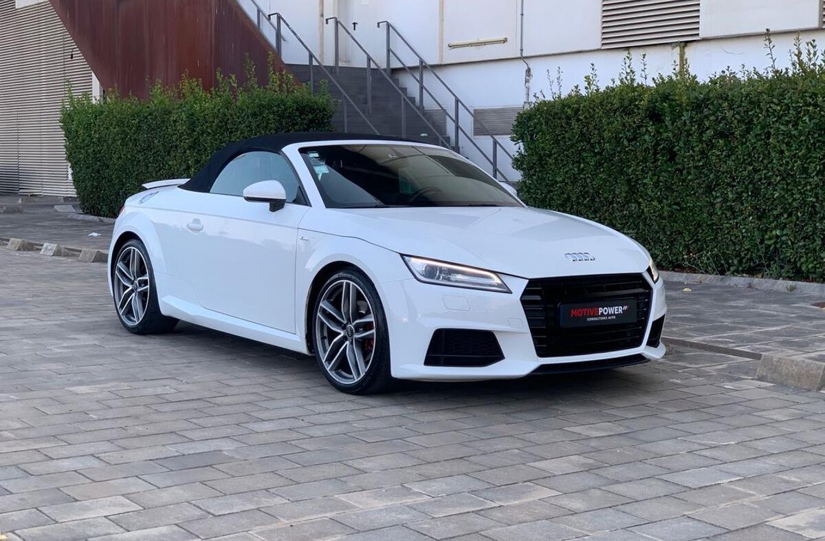 AUDI TT 2.0 TDi S-line