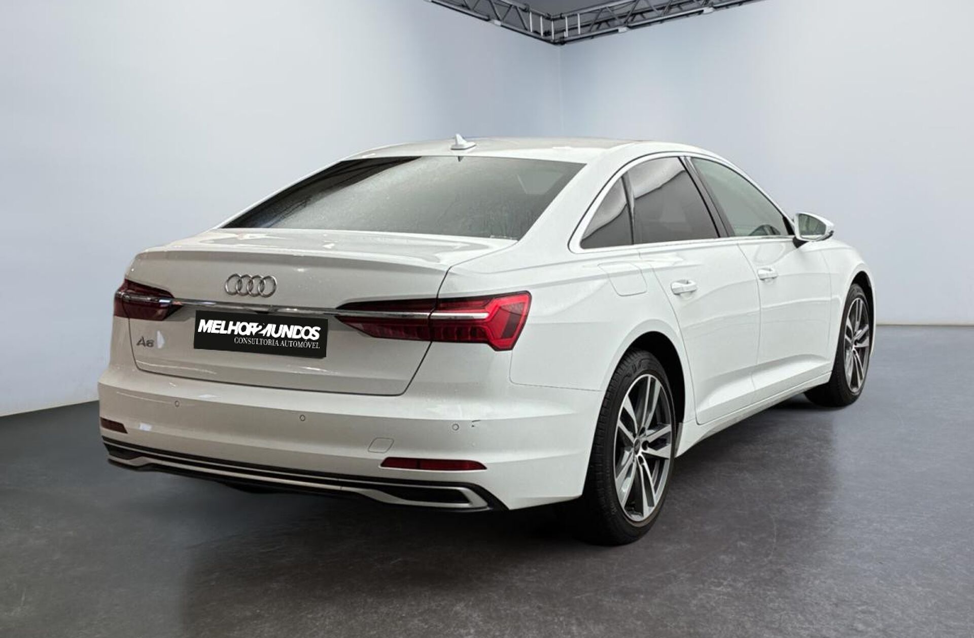 AUDI A6 55 TFSIe quattro S line S tronic