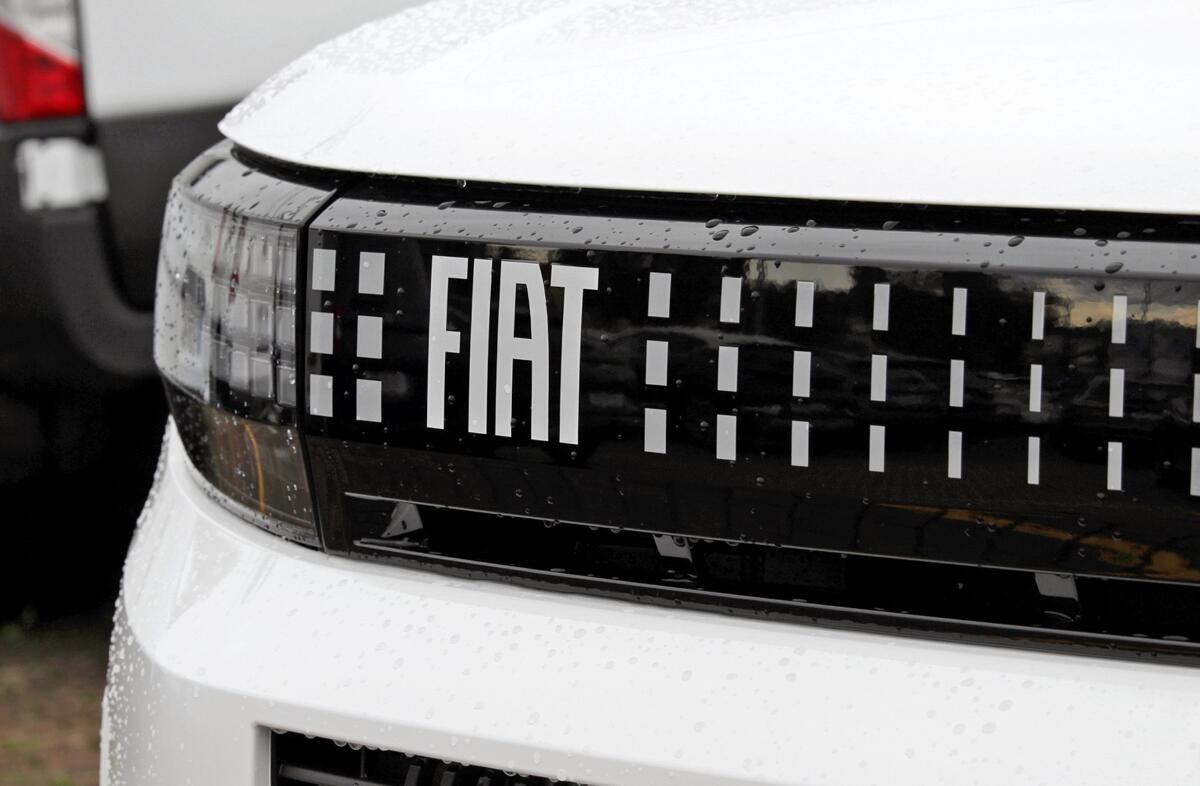 FIAT Grande Panda 1.2 Hybrid Icon eDCT