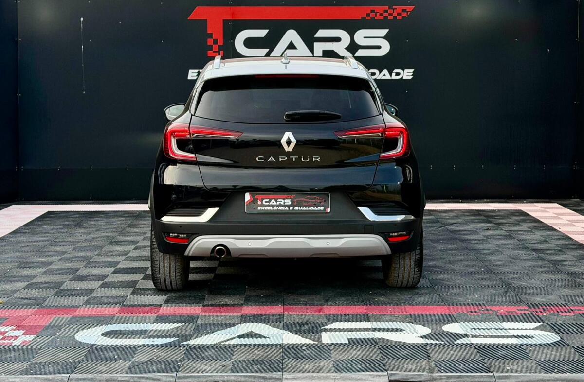 RENAULT Captur 1.5 dCi Exclusive EDC