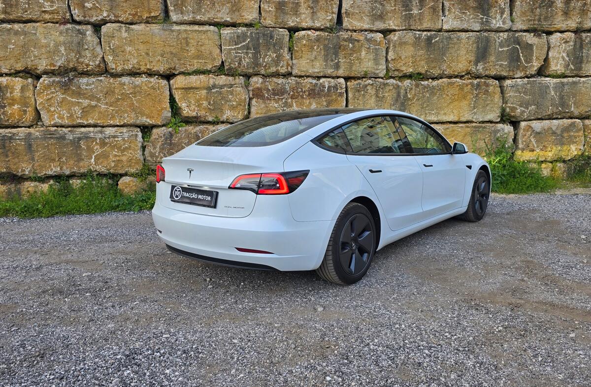 TESLA Model 3 Long Range Tração Integral