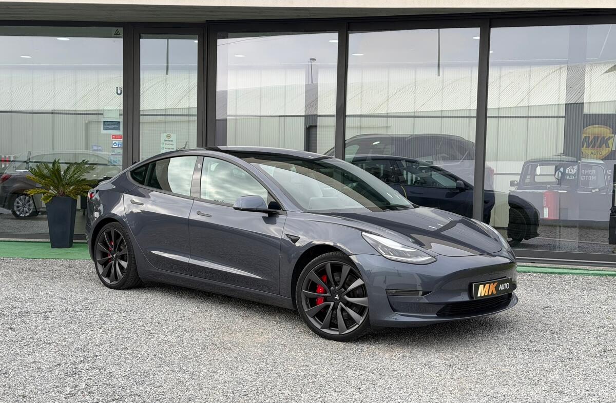 TESLA Model 3 Performance Dual Motor AWD