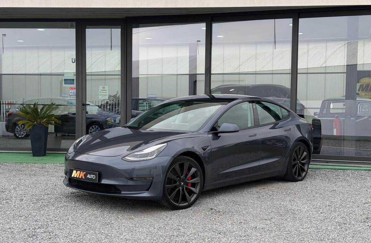 TESLA Model 3 Performance Dual Motor AWD