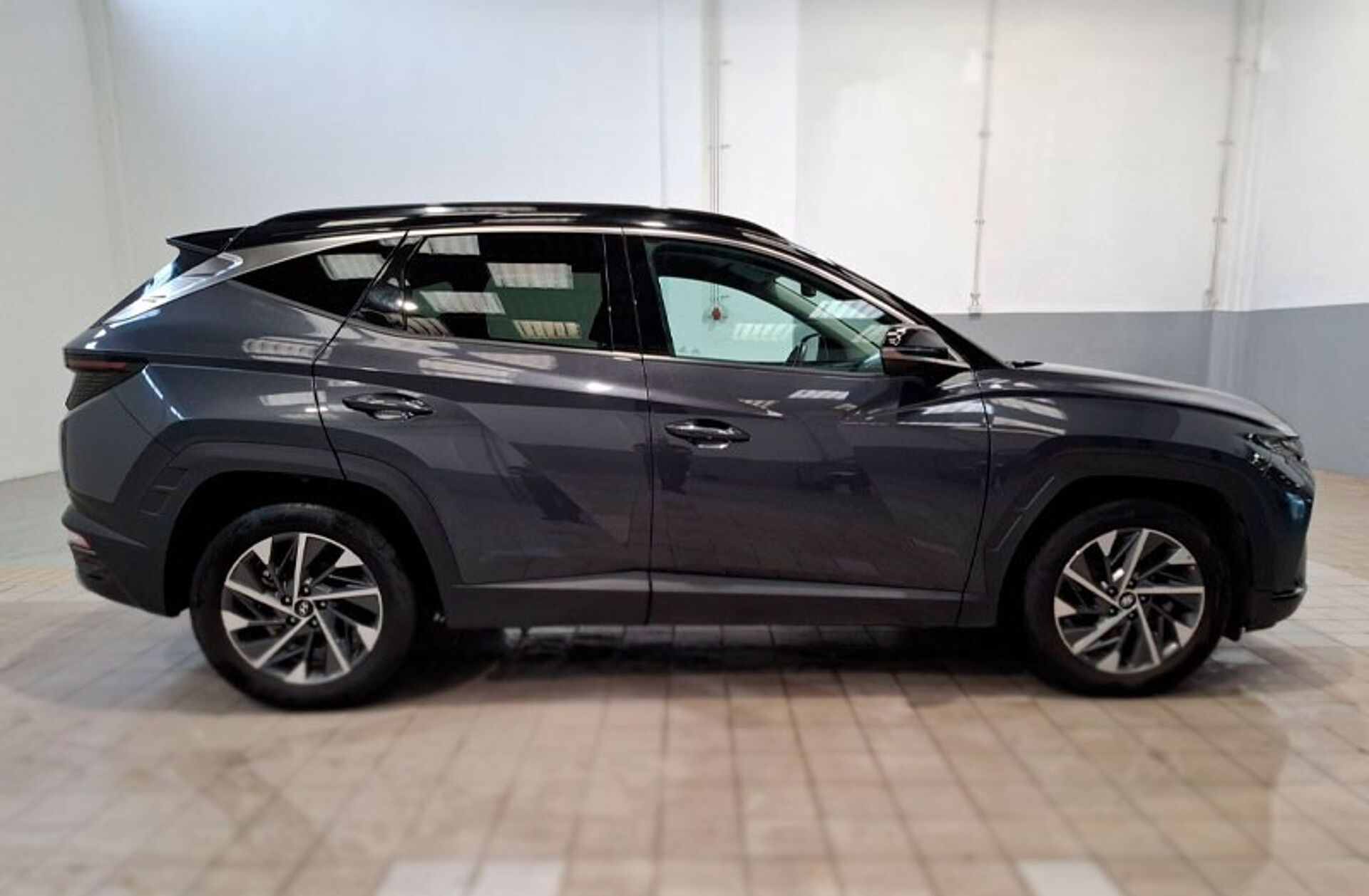 HYUNDAI Tucson 1.6 CRDi Vanguard DCT