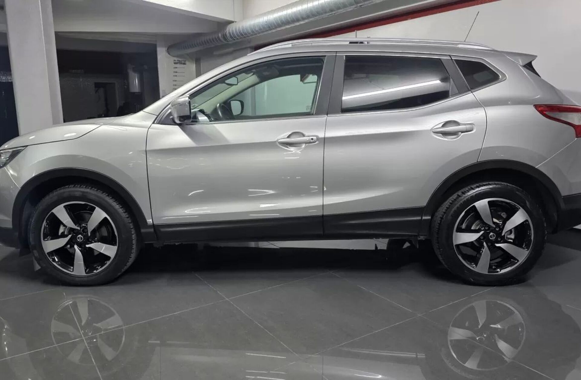 NISSAN Qashqai 1.6 dCi N-Connecta Xtronic