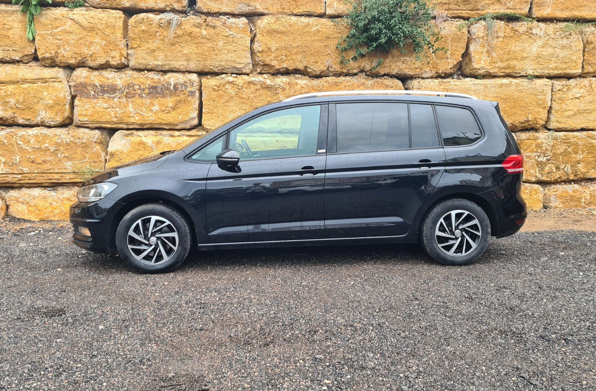 VOLKSWAGEN Touran 1.6 TDI Confortline