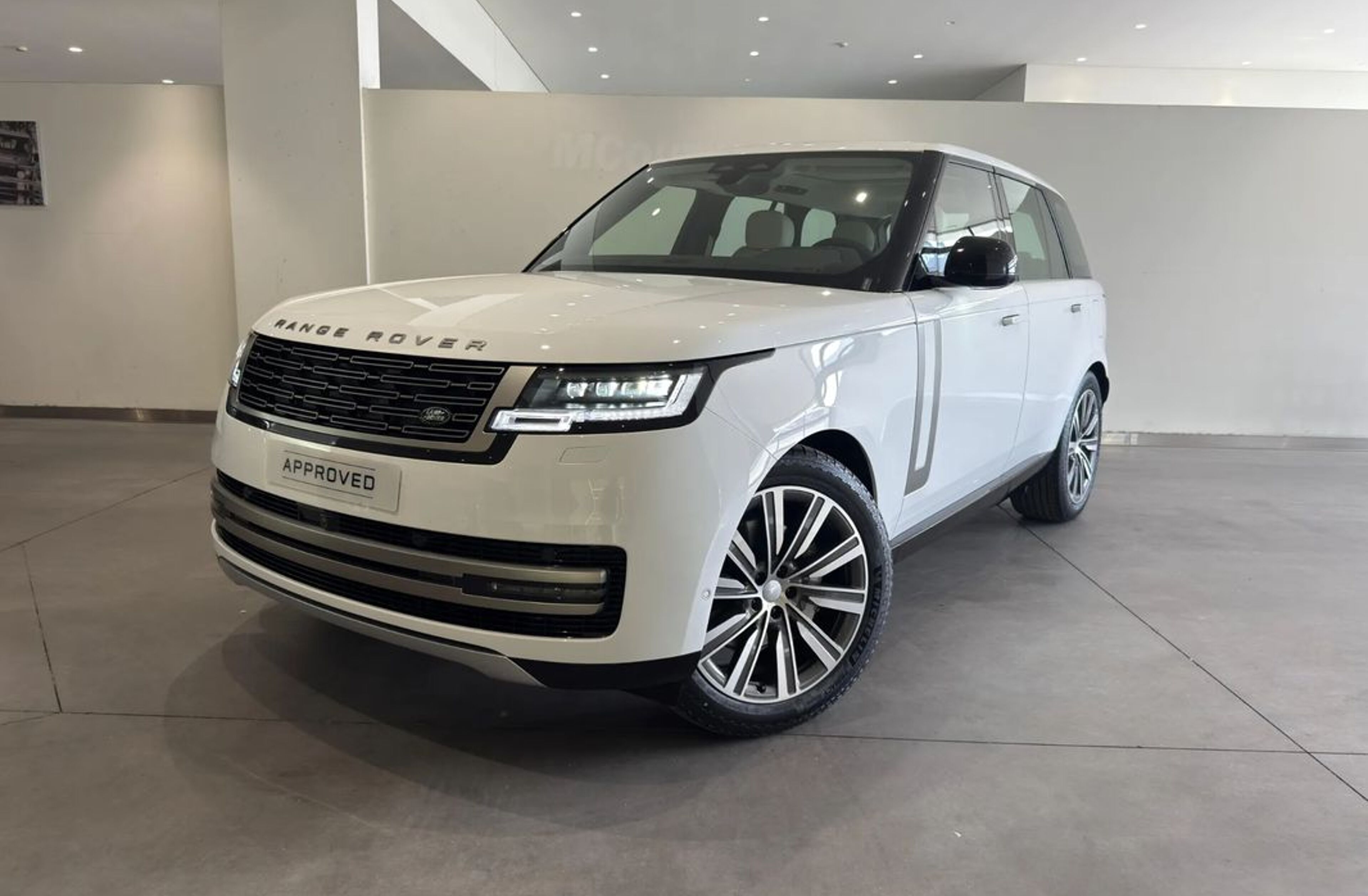 LAND ROVER Range Rover 3.0 P460e SE