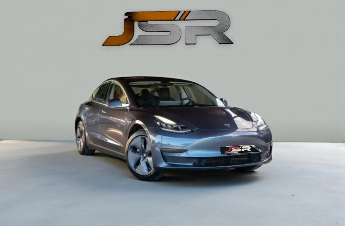 TESLA Model 3 Standard Range Plus RWD
