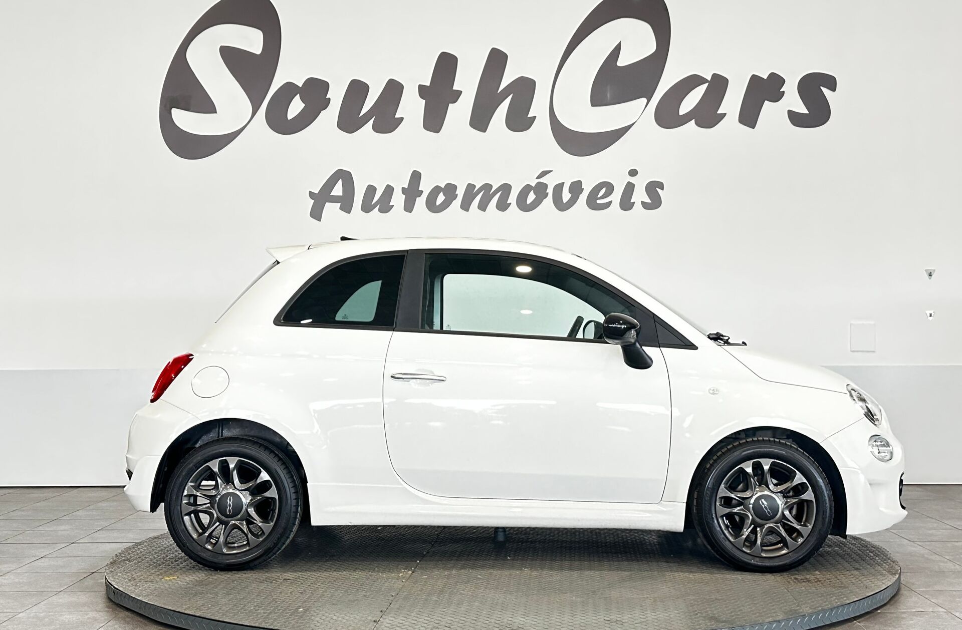 FIAT 500 1.0 Hybrid Connect