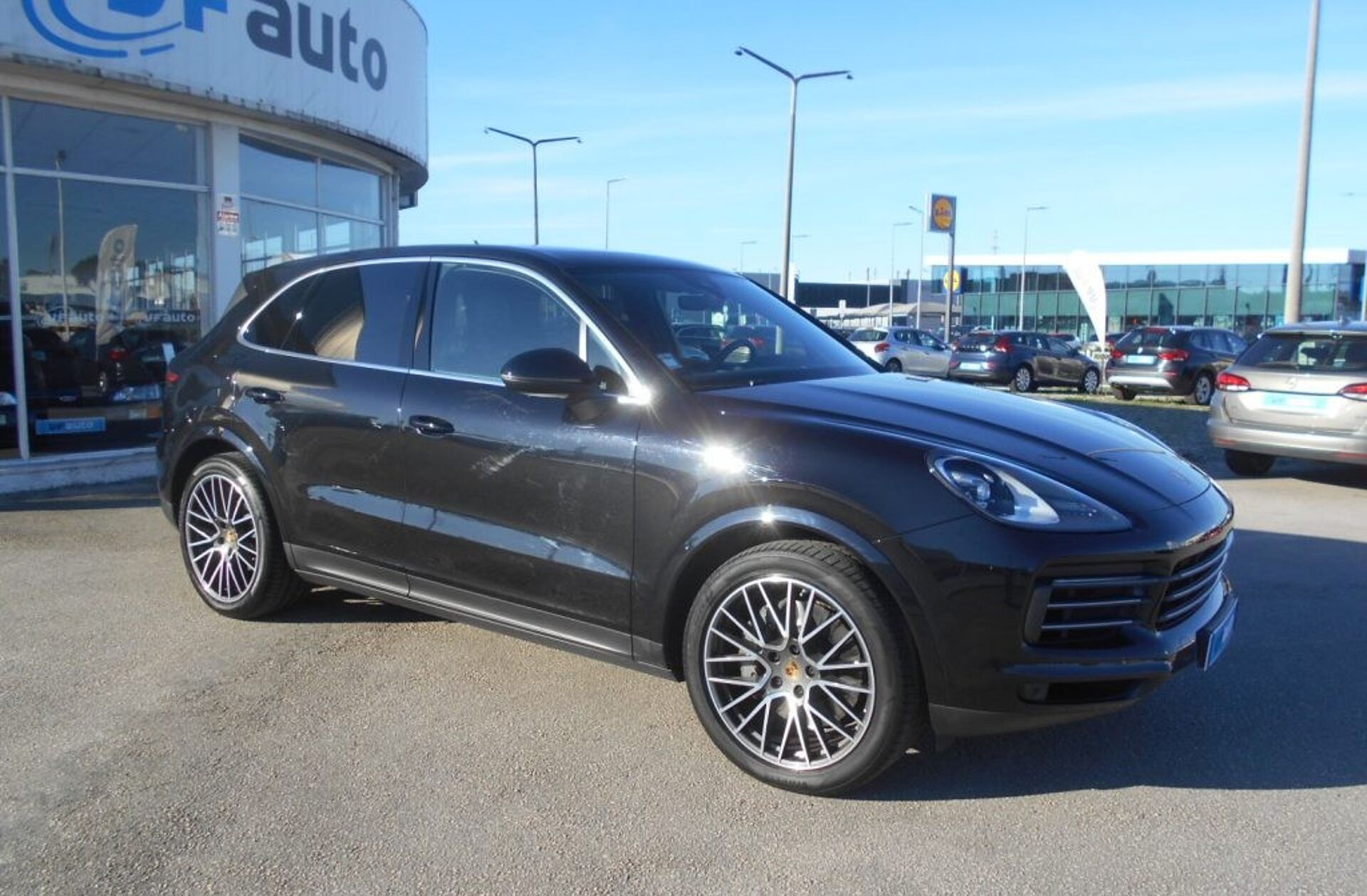 PORSCHE Cayenne S