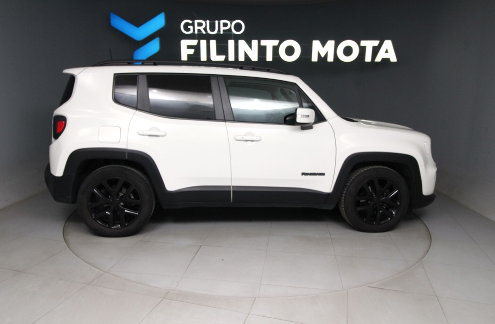 JEEP Renegade 1.3 T Night Eagle DCT