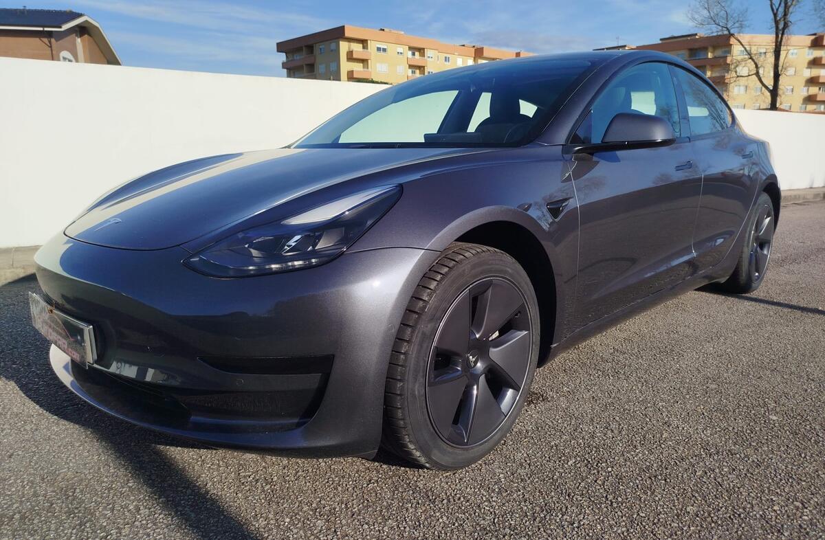 TESLA Model 3 Tração Traseira