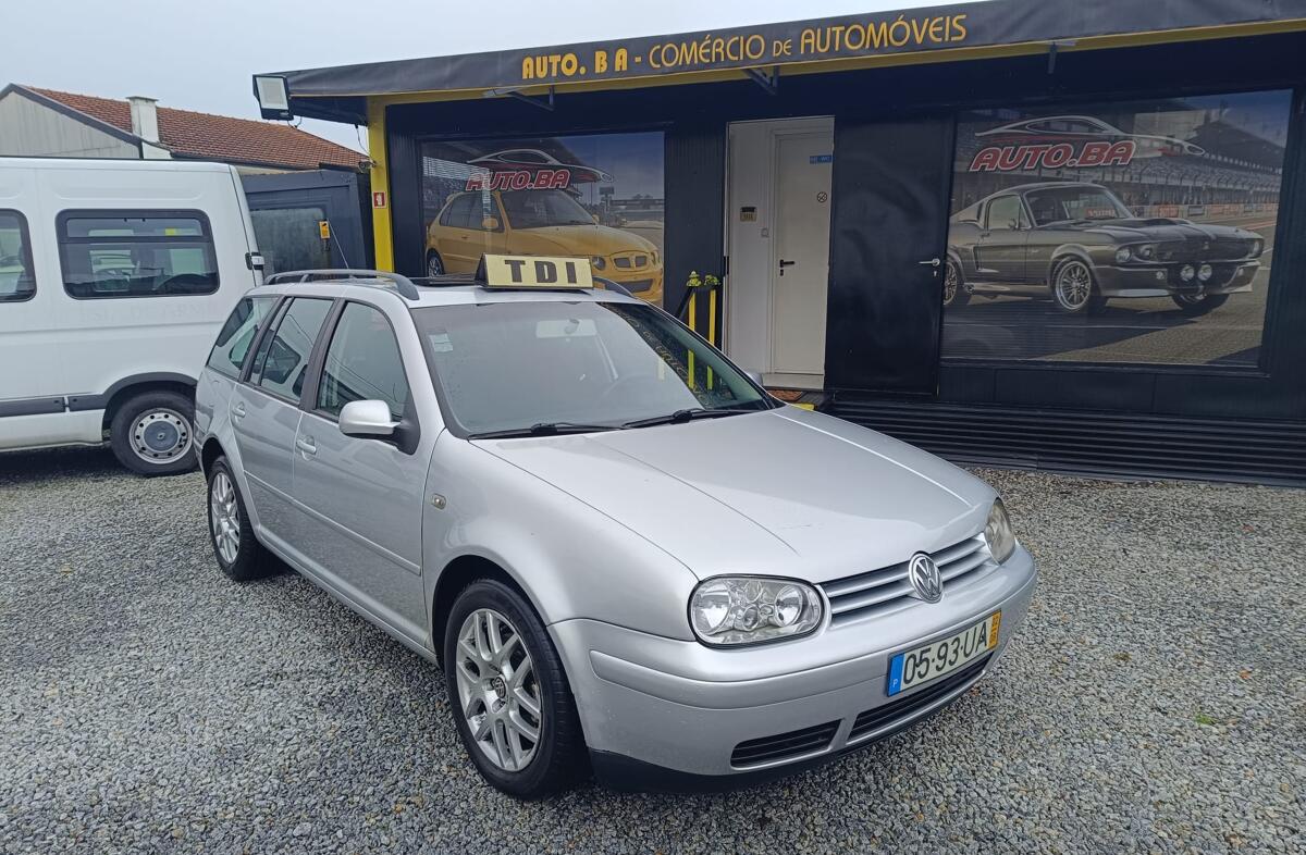 VOLKSWAGEN Golf Variant 1.9 TDi Highline
