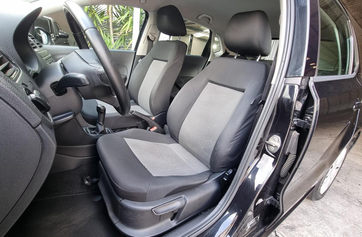 VOLKSWAGEN Polo 1.2 TSi Confortline