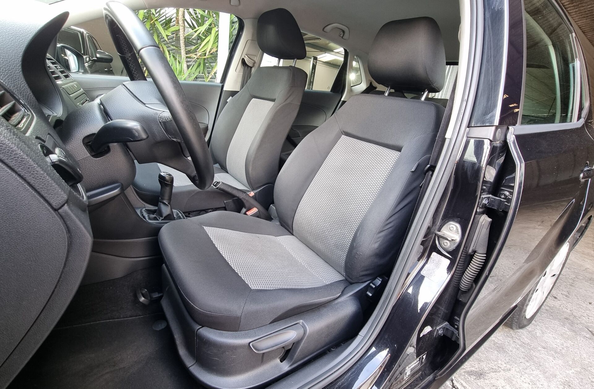 VOLKSWAGEN Polo 1.2 TSi Confortline