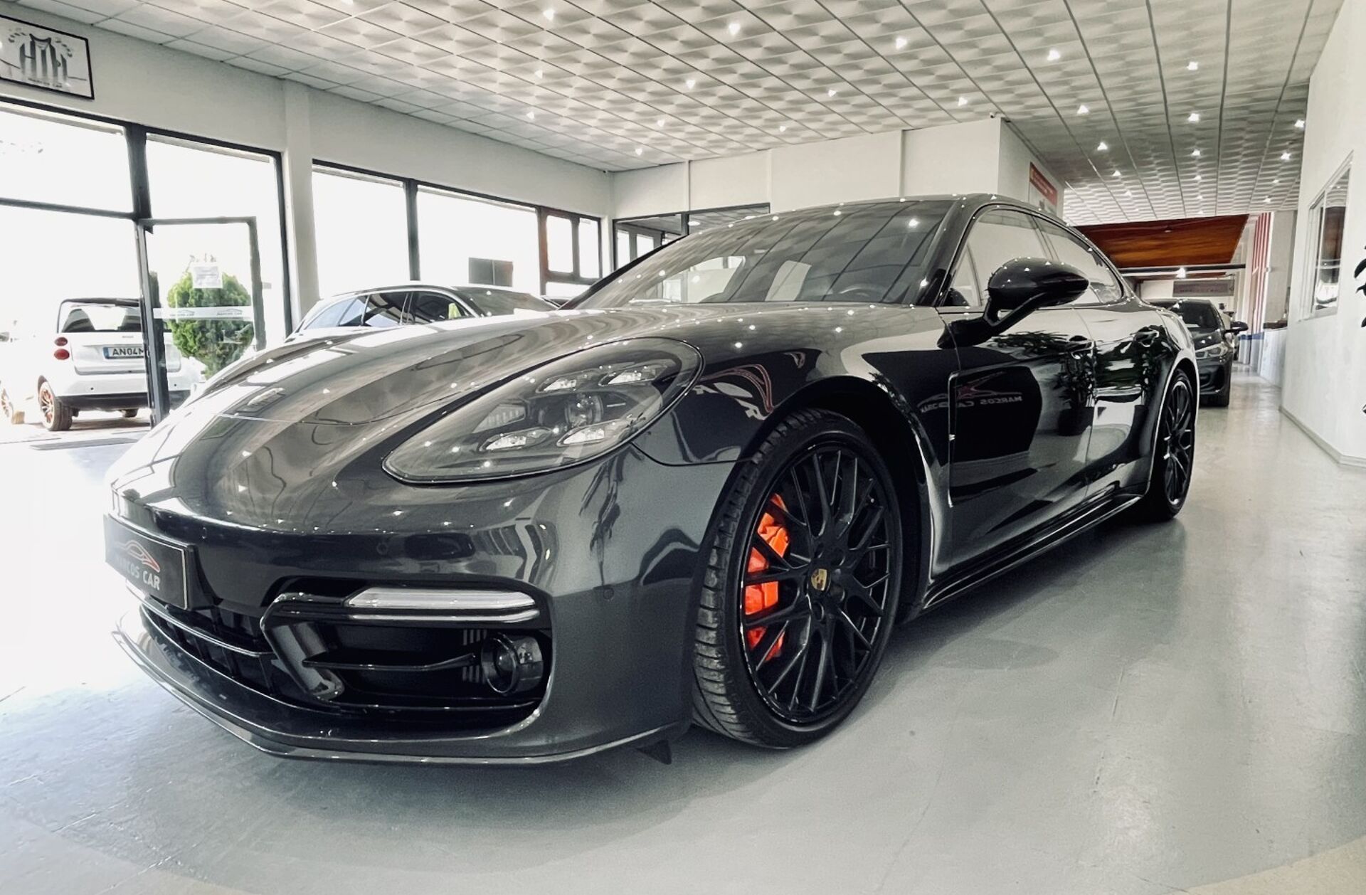 PORSCHE Panamera 4 S