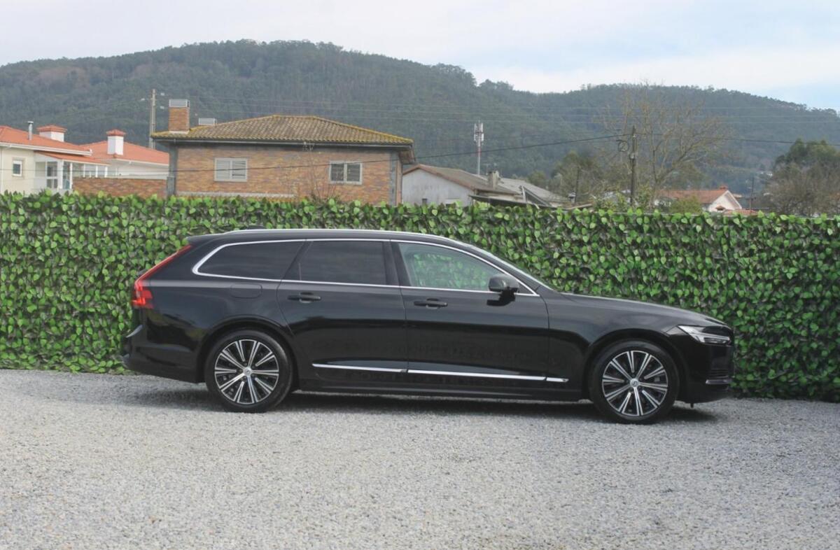 VOLVO V90 2.0 T6 PHEV Inscription Expression AWD