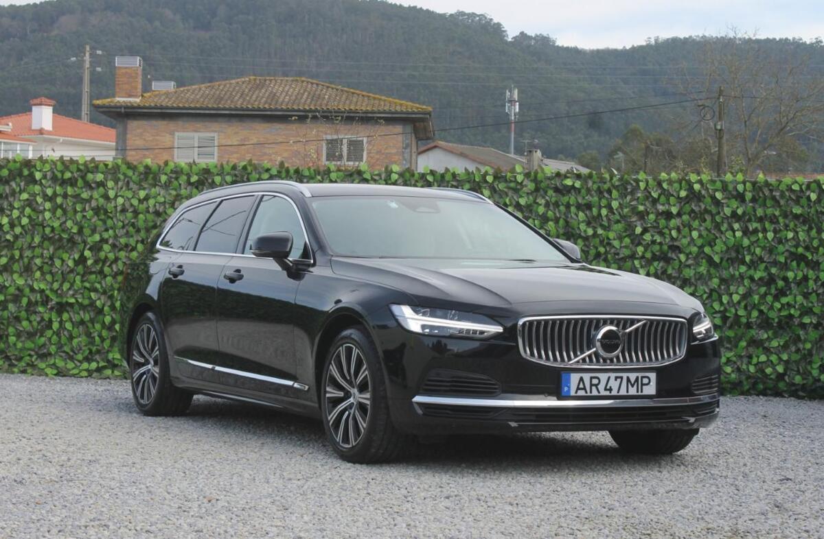 VOLVO V90 2.0 T6 PHEV Inscription Expression AWD