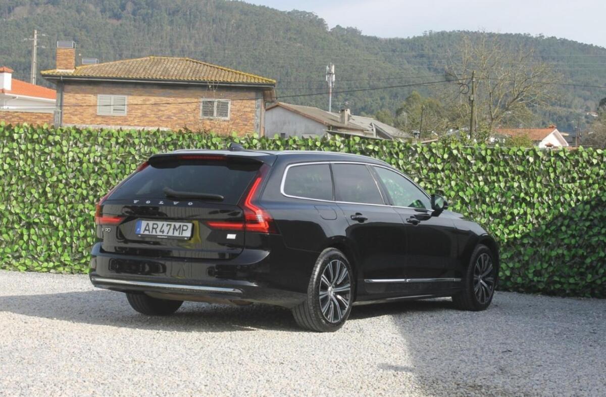 VOLVO V90 2.0 T6 PHEV Inscription Expression AWD