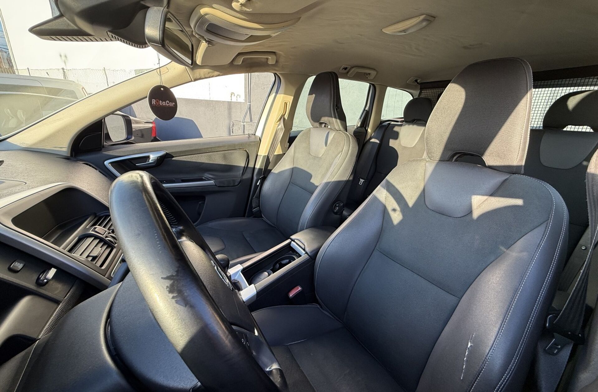 VOLVO XC60 2.4 D Drive Momentum