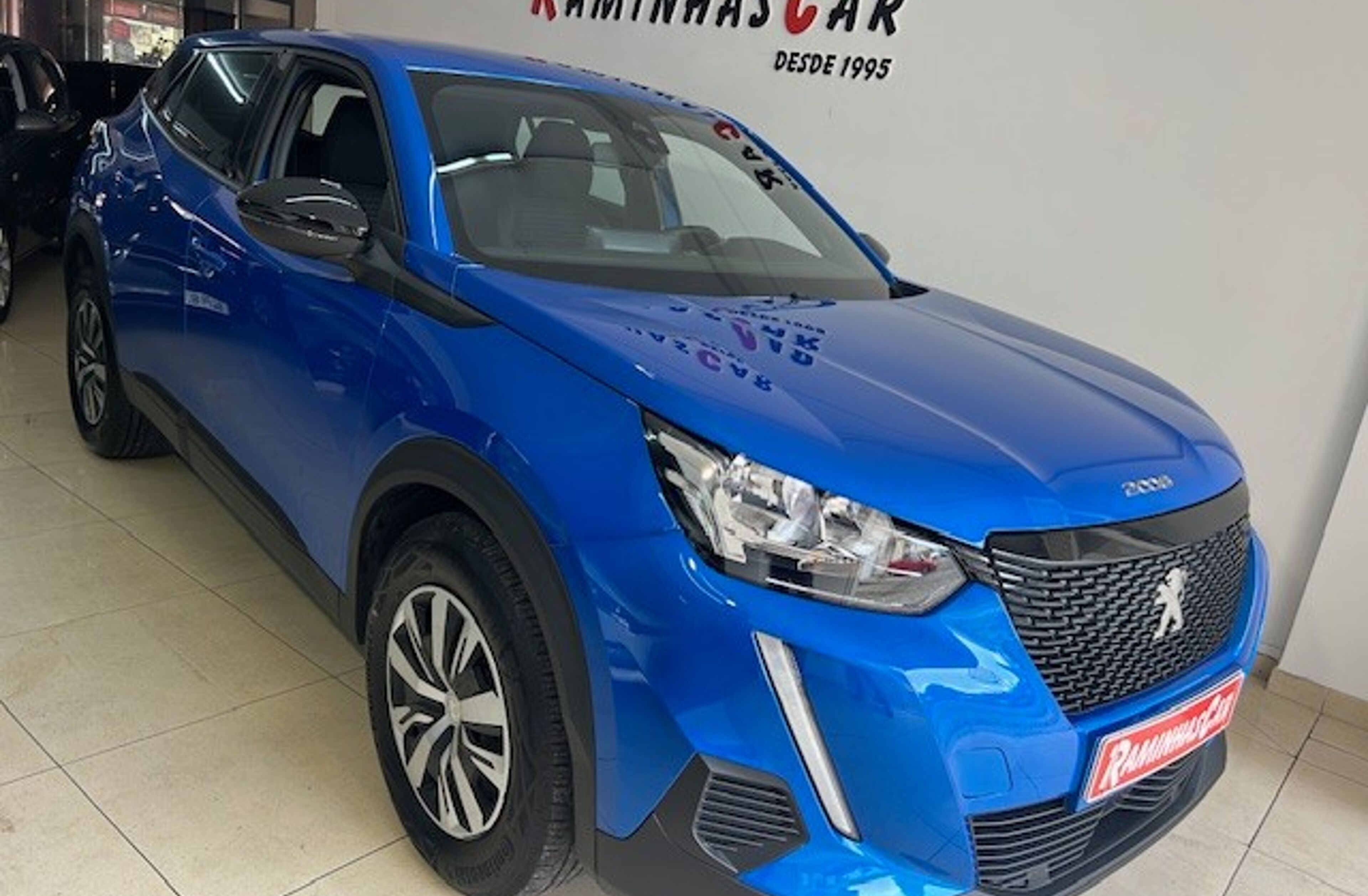 PEUGEOT 2008 1.2 PureTech Active Pack