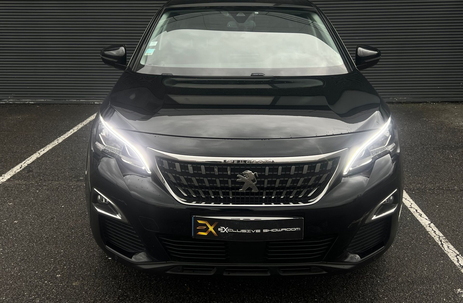 PEUGEOT 5008 1.5 BlueHDi Allure EAT8