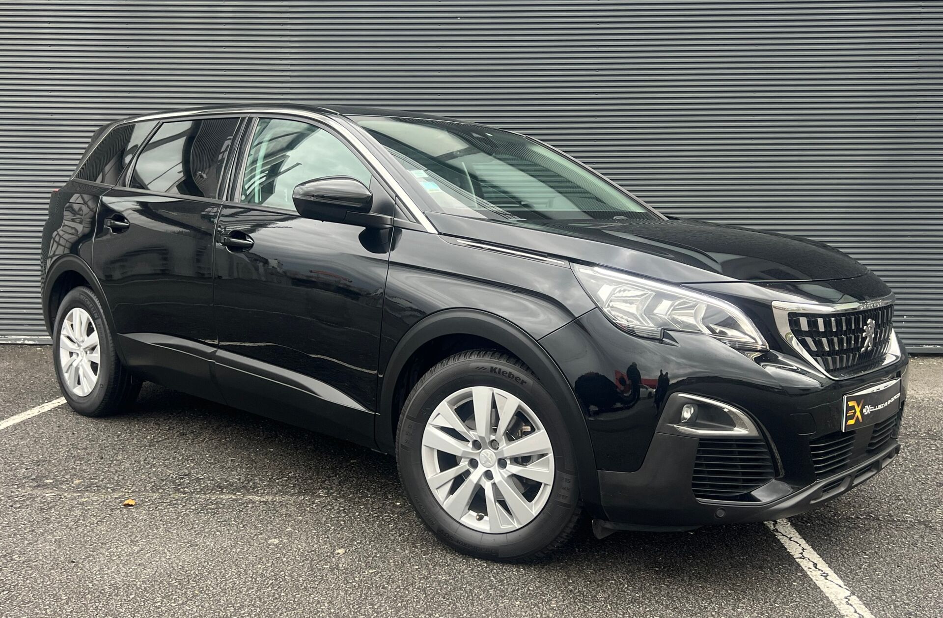 PEUGEOT 5008 1.5 BlueHDi Allure EAT8