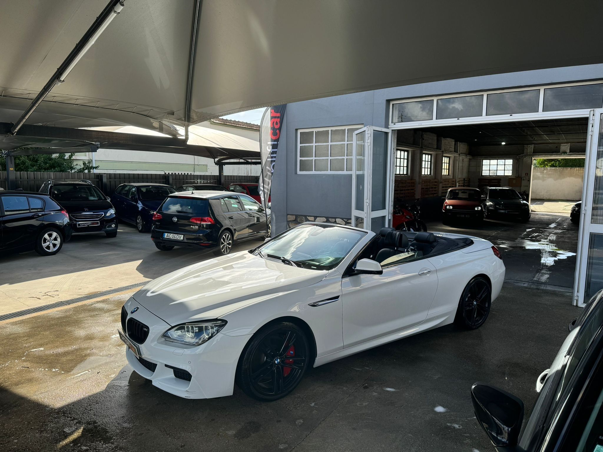 BMW Serie-6 640 d xDrive Pack M com 159 113 km por 34 900 € Stand - Simplificar | Aveiro
