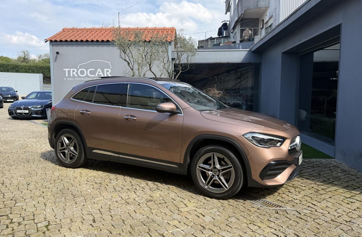 MERCEDES Classe GLA GLA 250 e AMG Line