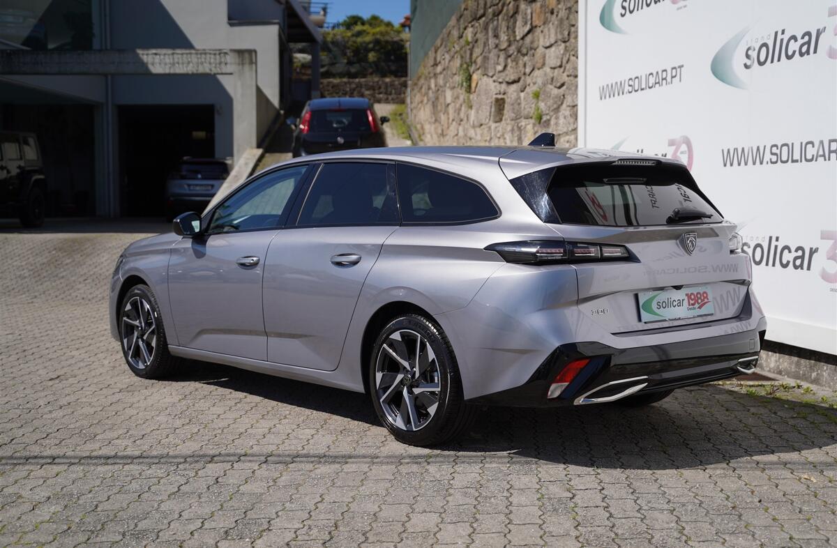 PEUGEOT 308 SW 1.2 PureTech Allure EAT8