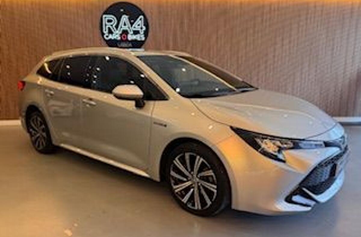 TOYOTA Corolla 1.8 Hybrid Comfort