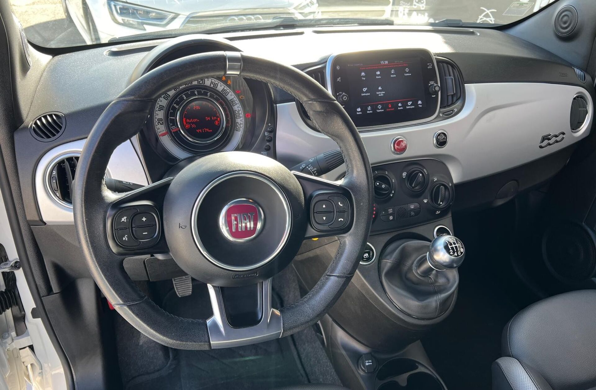 FIAT 500 C 1.0 Hybrid Connect