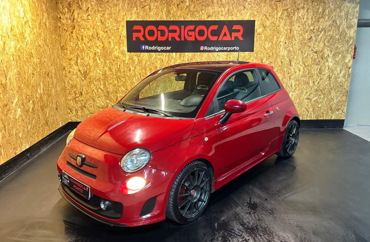 FIAT 500 1.4 T-Jet Abarth